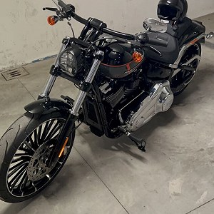 Harley Davidson Breakout 117 