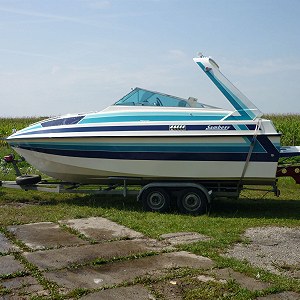 Motorboot Custoka