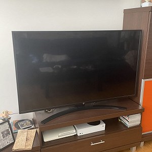 Boîtes 11–20, Télévision moyenne (30" à 40") x 1, Canapé x 1, Matelas double x 1, Séchoir à linge x 