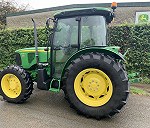 TRAKTOR JOHN DEERE