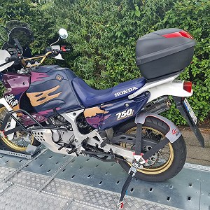 Transport motos et scooters